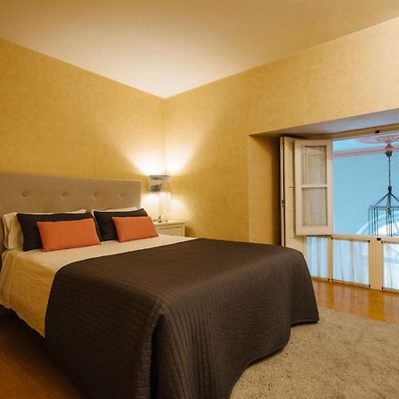 Pajaritos Suite Apartment - Private Parking Included Sevilla Exterior foto