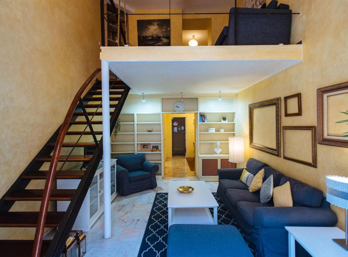 Pajaritos Suite Apartment - Private Parking Included Sevilla Exterior foto