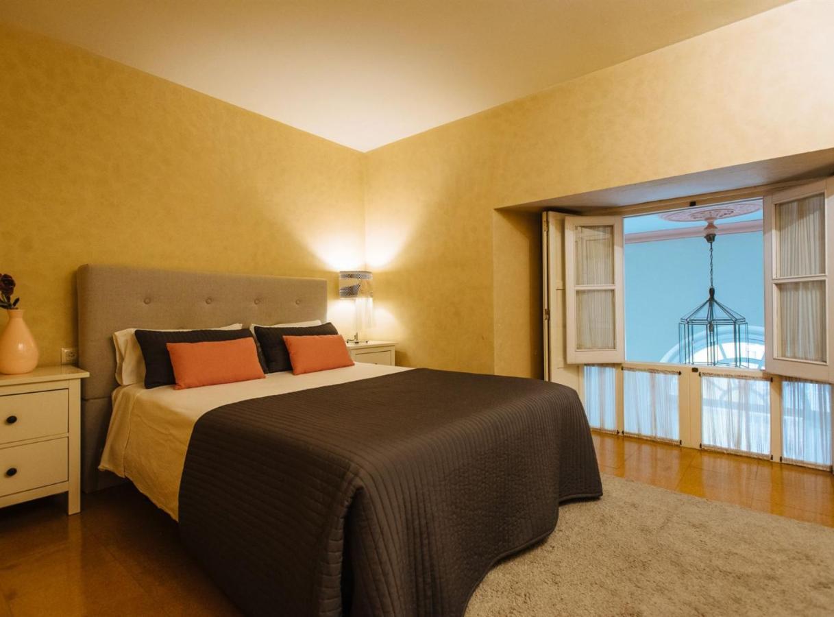 Pajaritos Suite Apartment - Private Parking Included Sevilla Exterior foto
