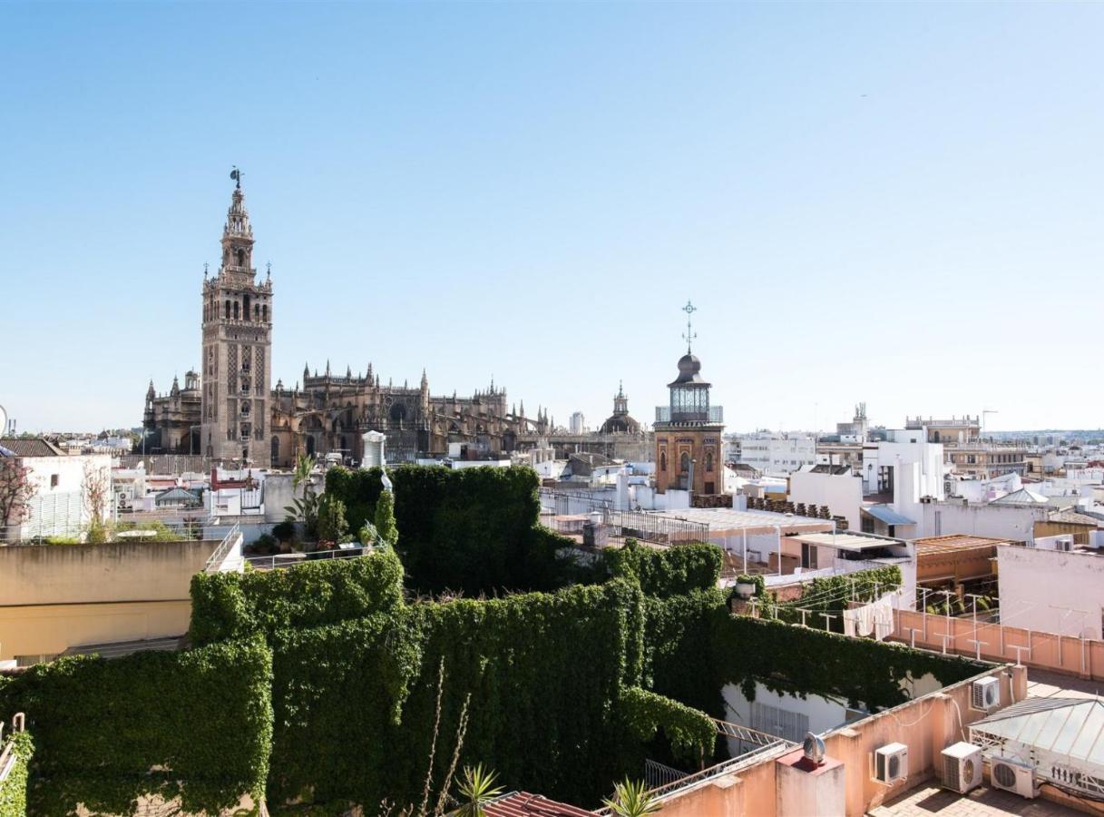 Pajaritos Suite Apartment - Private Parking Included Sevilla Exterior foto