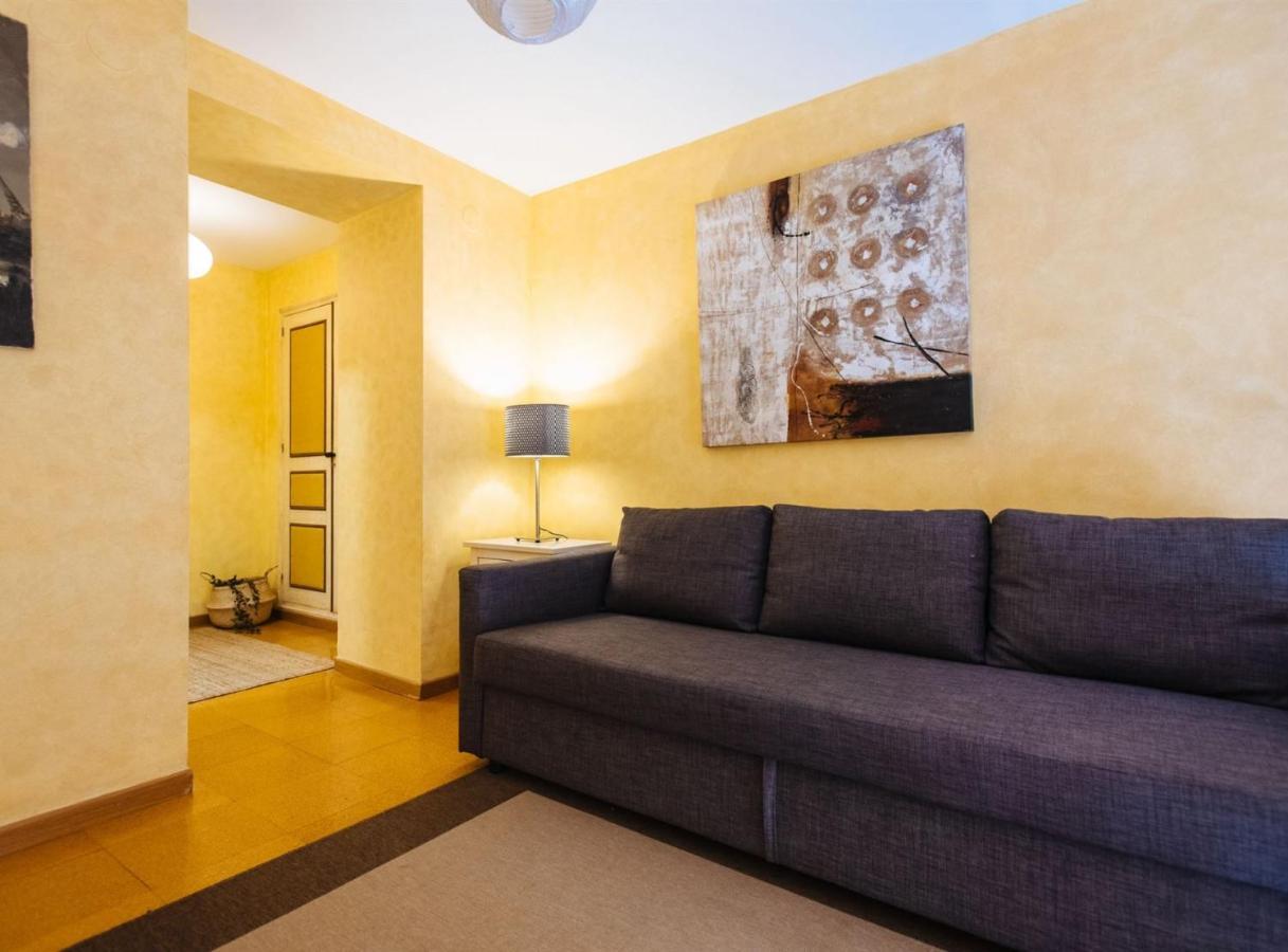 Pajaritos Suite Apartment - Private Parking Included Sevilla Exterior foto